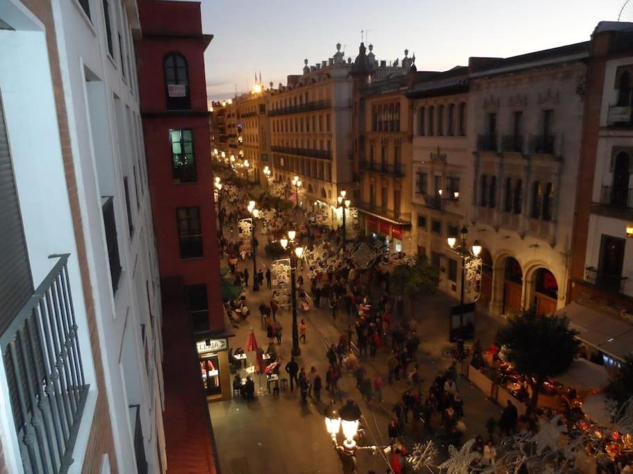 Next To La Giralda Terraza